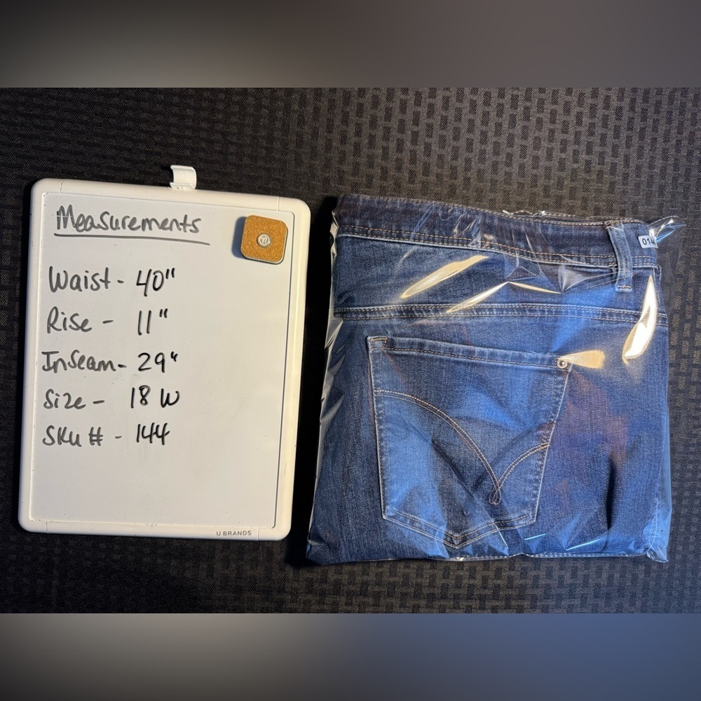 Classic Blue Women's Straight Leg Jeans by Lincoln Outfitters - Picture 8 of 8